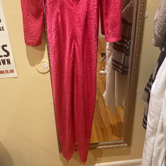 Puff sleeves midi dress - Picture 2 of 6